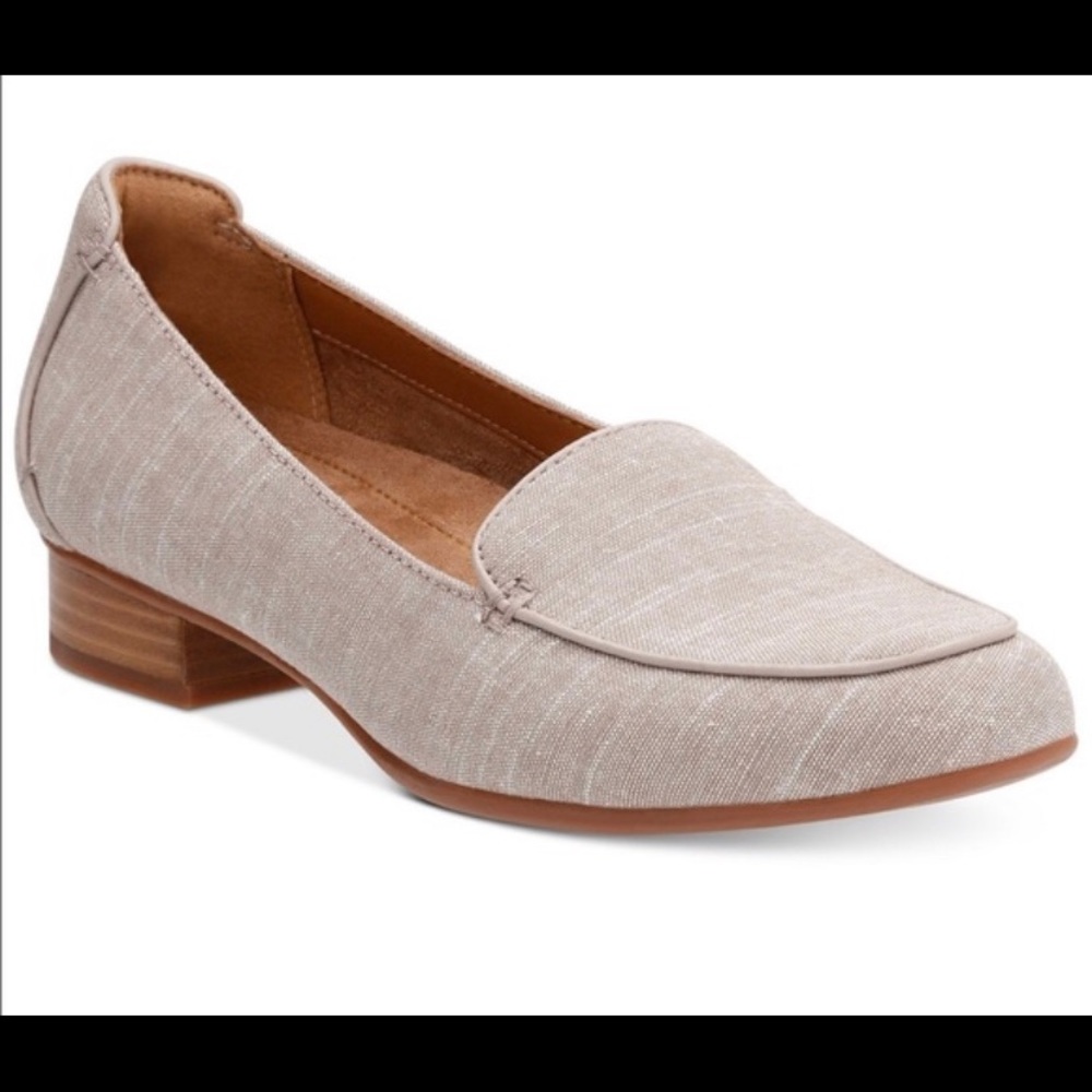 SOLD ON THREDUP Clarks Kesha Luca Loafers • Size 7